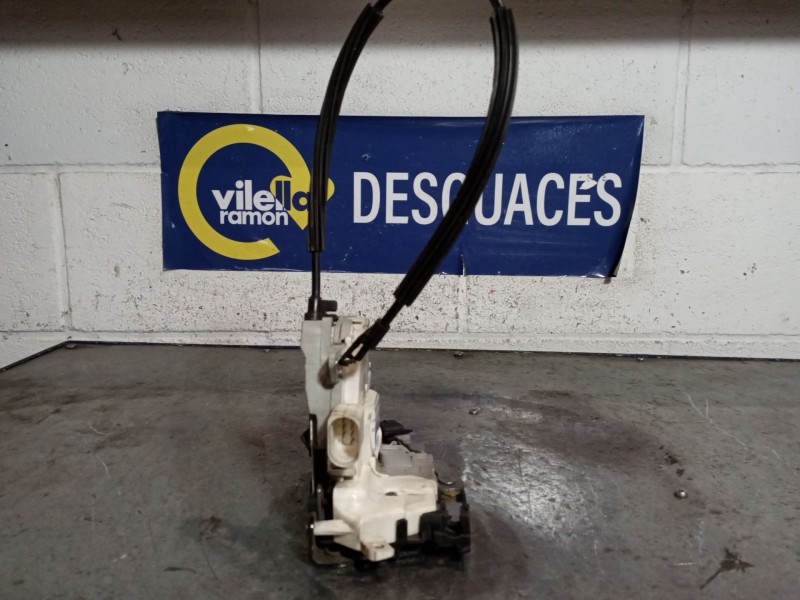 Recambio de cerradura puerta delantera izquierda para seat altea xl 2.0 tdi 140 style referencia OEM IAM   