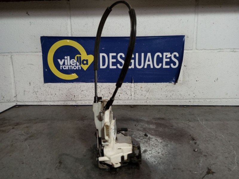 Recambio de cerradura puerta trasera izquierda para seat altea xl 2.0 tdi 140 style referencia OEM IAM   