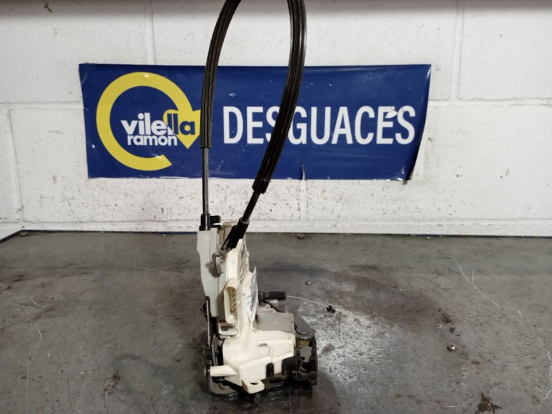 Recambio de cerradura puerta trasera izquierda para seat altea xl 2.0 tdi 140 style referencia OEM IAM   