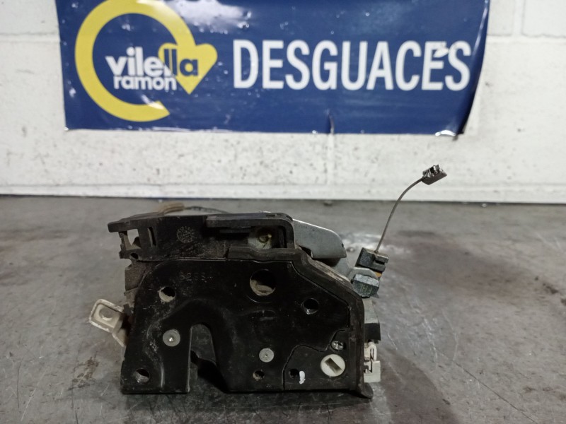 Recambio de cerradura puerta trasera izquierda para seat altea xl 2.0 tdi 140 style referencia OEM IAM   
