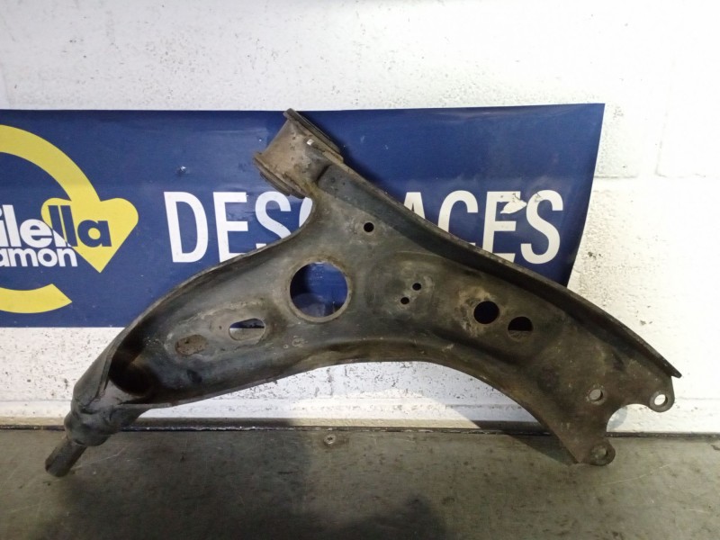 Recambio de brazo suspension inferior delantero izquierdo para seat altea xl 2.0 tdi 140 style referencia OEM IAM   