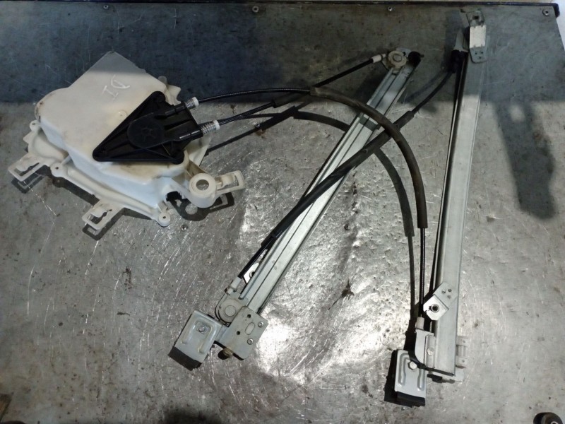 Recambio de elevalunas delantero izquierdo para seat altea xl 2.0 tdi 140 style referencia OEM IAM   