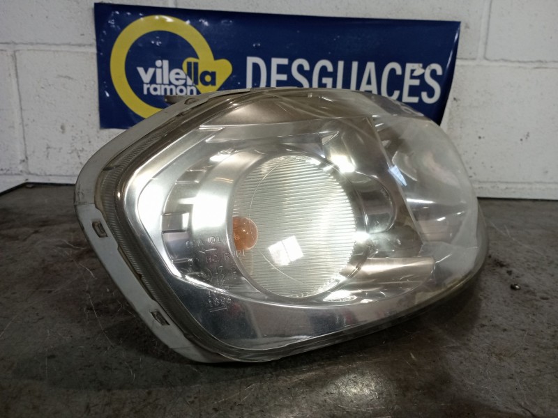 Recambio de faro derecho para chevrolet aveo 1.4 cat referencia OEM IAM   