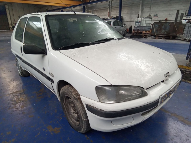 peugeot 106 (s2) del año 2000
