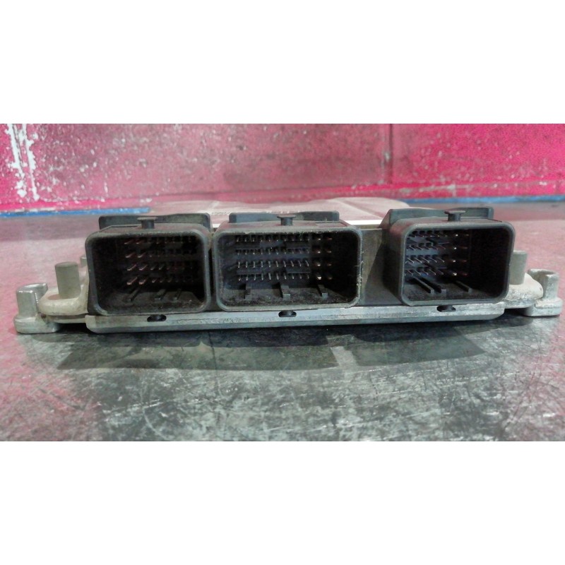Recambio de centralita motor uce para peugeot 307 break / sw (s1) sw | 04.02 - 12.04 sw | 04.02 - 12.04 referencia OEM IAM 02810