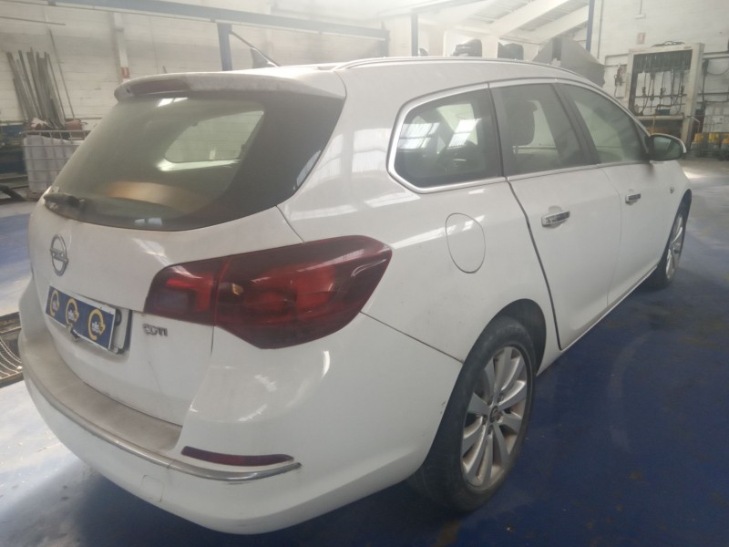 opel astra j sports tourer (08.2010)  | ... del año 2013