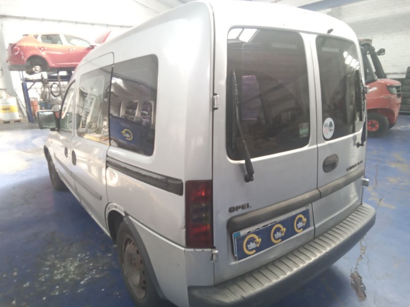 opel combo (corsa c) del año 2004