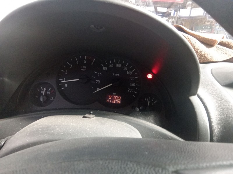 opel combo (corsa c) del año 2004