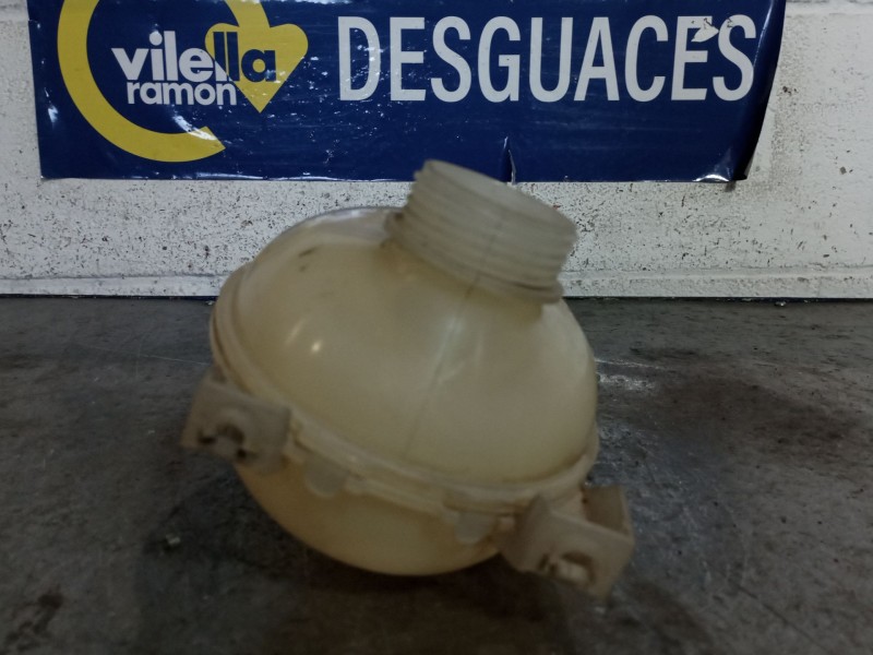 Recambio de deposito expansion para dacia dokker ambiance referencia OEM IAM   