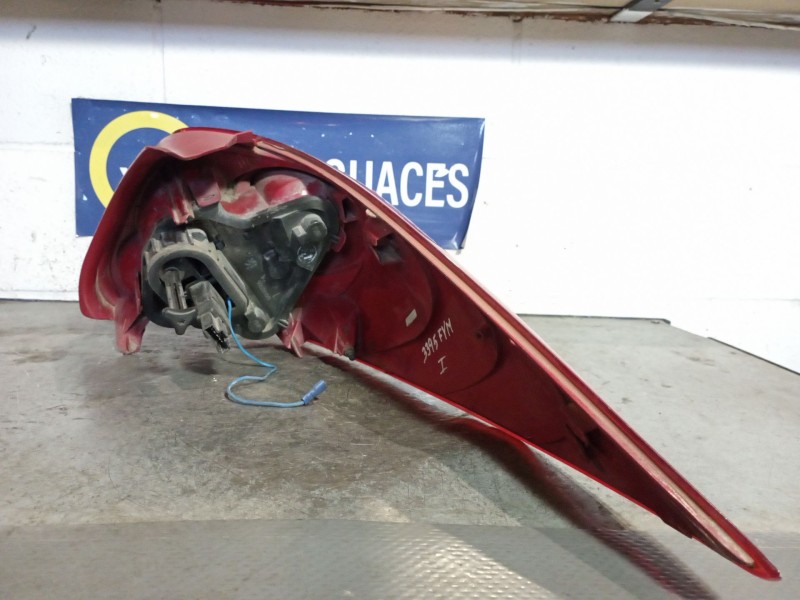 Recambio de piloto trasero izquierdo para peugeot 207 sw confort 1.4 vti 16v 95 referencia OEM IAM   