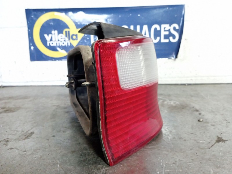 Recambio de piloto trasero izquierdo para citroen saxo 1.4 image referencia OEM IAM   