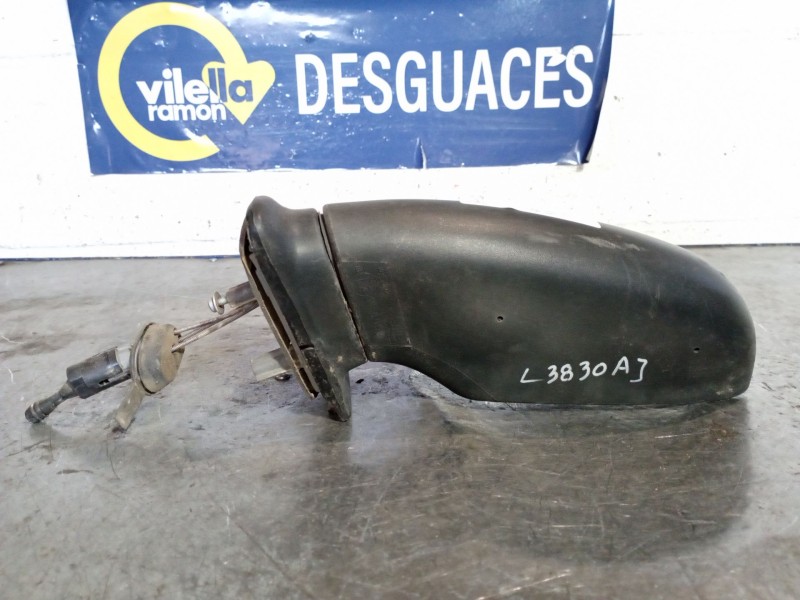 Recambio de retrovisor izquierdo para citroen saxo 1.4 image referencia OEM IAM MANUAL  