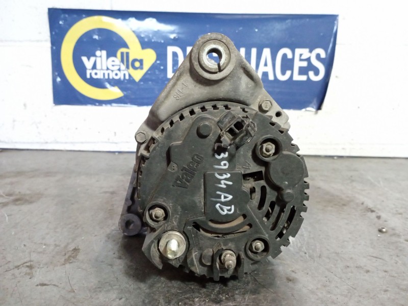 Recambio de alternador para audi a4 berlina (b5) 1.8 referencia OEM IAM A13VI156 058903016E 14V 90A