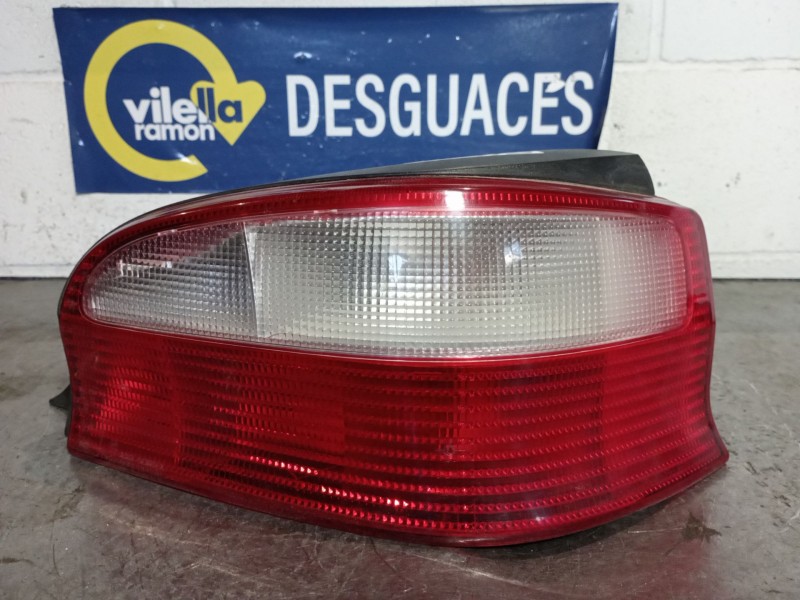 Recambio de piloto trasero derecho para citroen saxo 1.4 image referencia OEM IAM   