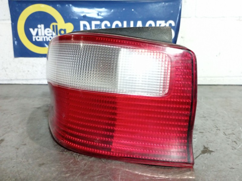 Recambio de piloto trasero derecho para citroen saxo 1.4 image referencia OEM IAM   