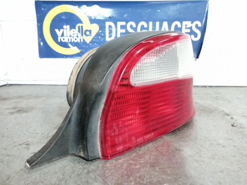 Recambio de piloto trasero derecho para citroen saxo 1.4 image referencia OEM IAM   