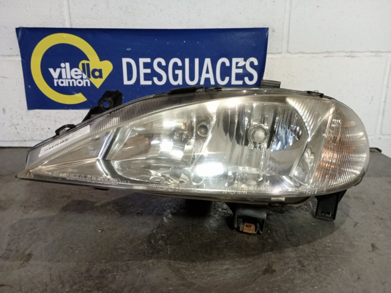 Recambio de faro izquierdo para renault megane coupe alize 1.9dti referencia OEM IAM   
