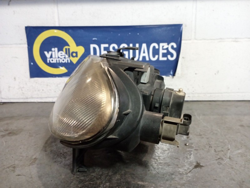 Recambio de faro izquierdo para renault megane coupe alize 1.9dti referencia OEM IAM   