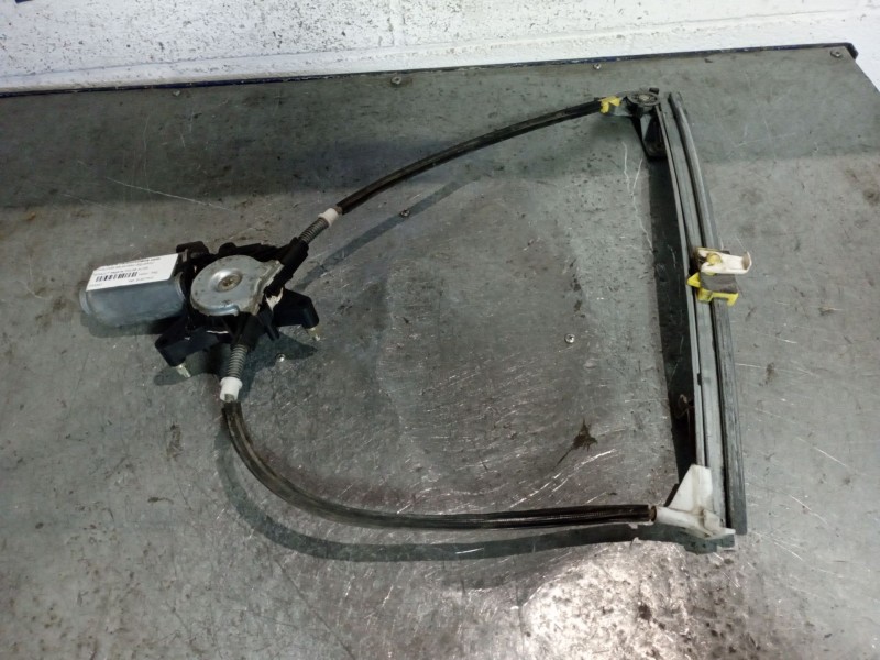 Recambio de elevalunas delantero izquierdo para renault megane coupe alize 1.9dti referencia OEM IAM ELECTRIC  