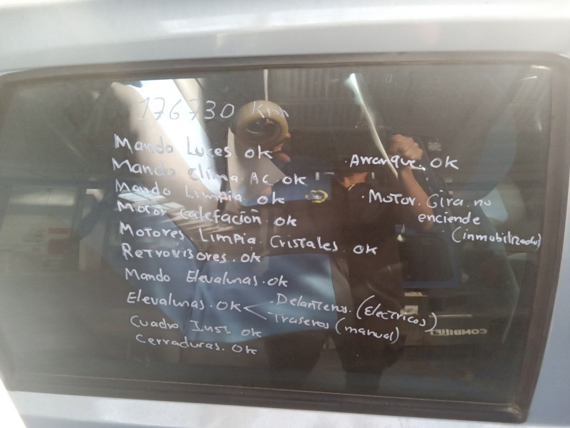 fiat punto berlina (188) del año 2000
