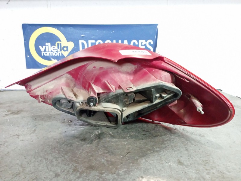 Recambio de piloto trasero izquierdo para peugeot 207 referencia OEM IAM   