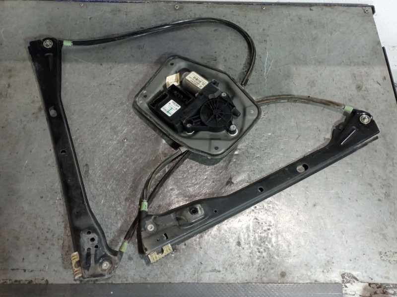 Recambio de elevalunas delantero izquierdo para volkswagen golf v berlina (1k1) referencia OEM IAM   