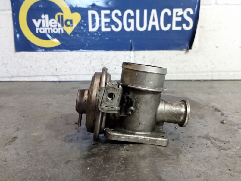 Recambio de valvula egr para bmw serie 3 berlina (e46) 2.0 16v diesel cat referencia OEM IAM 7785452  