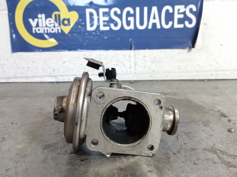 Recambio de valvula egr para bmw serie 3 berlina (e46) 2.0 16v diesel cat referencia OEM IAM 7785452  