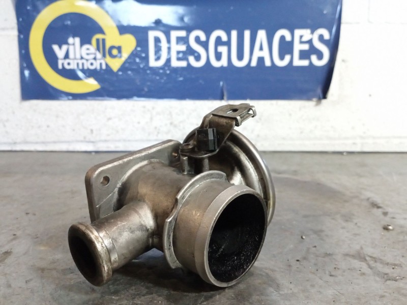 Recambio de valvula egr para bmw serie 3 berlina (e46) 2.0 16v diesel cat referencia OEM IAM 7785452  