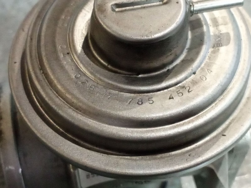 Recambio de valvula egr para bmw serie 3 berlina (e46) 2.0 16v diesel cat referencia OEM IAM 7785452  