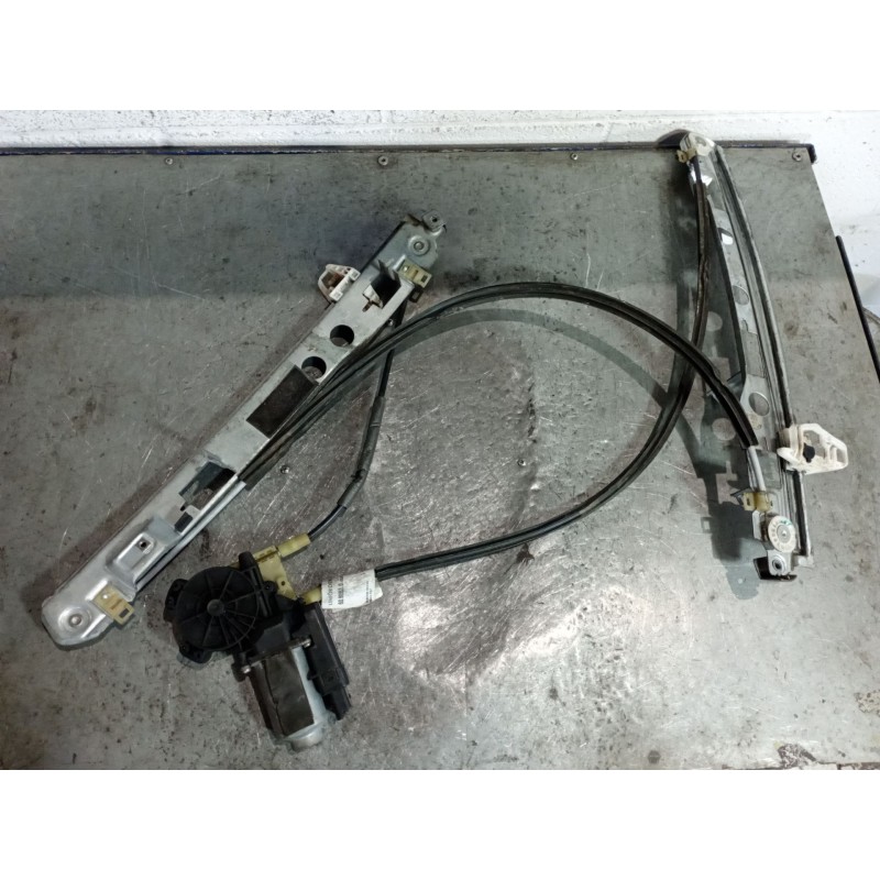 Recambio de elevalunas delantero izquierdo para renault megane ii berlina 3p  | 0.02 - 0.09  | 0.02 - 0.09 referencia OEM IAM   