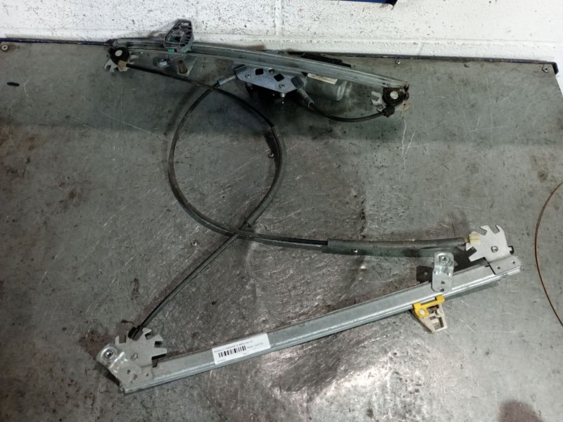 Recambio de elevalunas delantero derecho para renault megane ii berlina 3p  | 0.02 - 0.09  | 0.02 - 0.09 referencia OEM IAM   