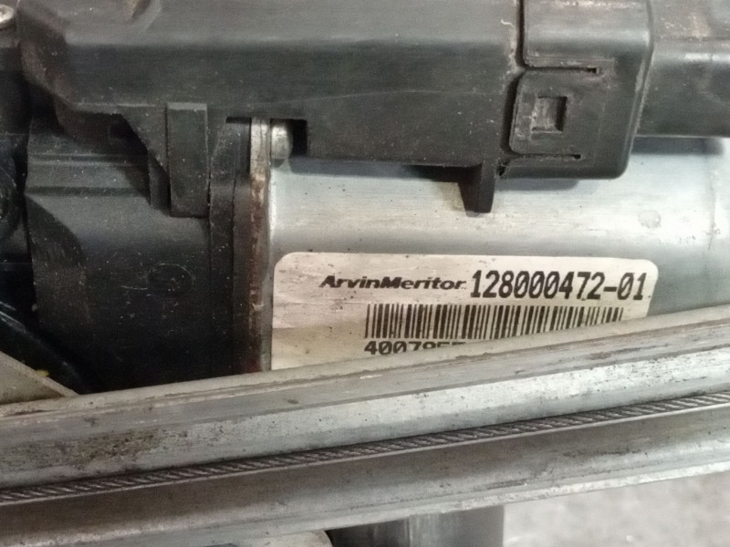 Recambio de elevalunas delantero derecho para renault megane ii berlina 3p  | 0.02 - 0.09  | 0.02 - 0.09 referencia OEM IAM   