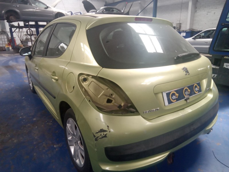 peugeot 207 del año 2006