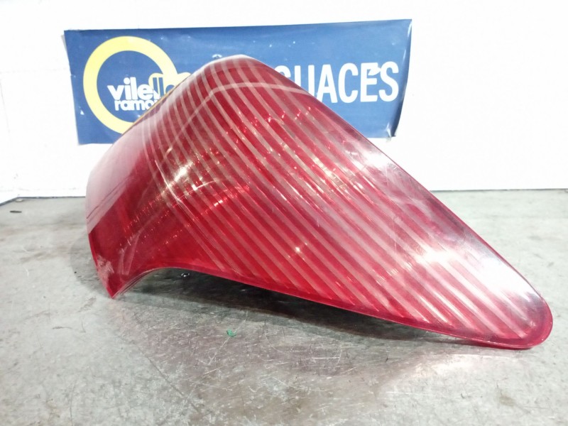 Recambio de piloto trasero derecho para peugeot 407 sw 1.6 hdi referencia OEM IAM   