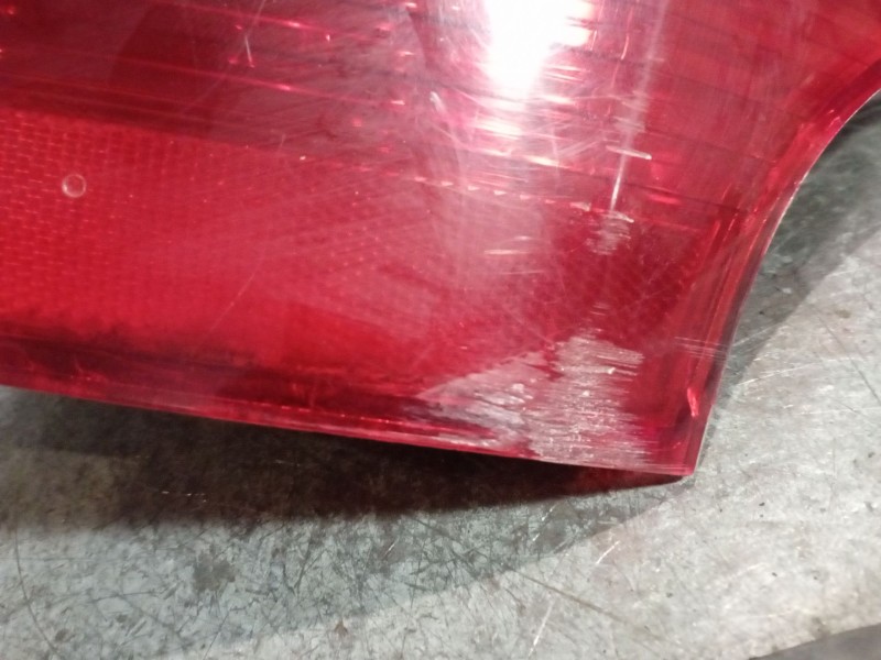Recambio de piloto trasero derecho para peugeot 407 sw 1.6 hdi referencia OEM IAM   