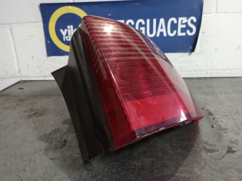 Recambio de piloto trasero derecho para peugeot 407 sw 1.6 hdi referencia OEM IAM   