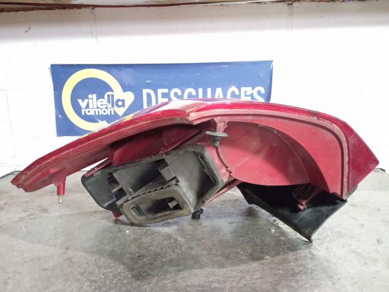 Recambio de piloto trasero izquierdo para peugeot 407 sw 1.6 hdi referencia OEM IAM   