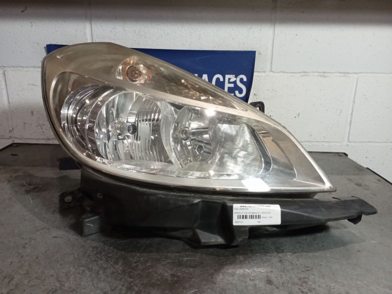 Recambio de faro derecho para renault clio exception2 1.5dci105 eco2 referencia OEM IAM   