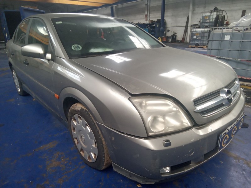 opel vectra c berlina del año 2003