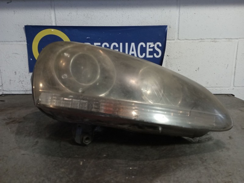 Recambio de faro derecho para volkswagen golf v berlina (1k1) 2.0 tdi referencia OEM IAM   