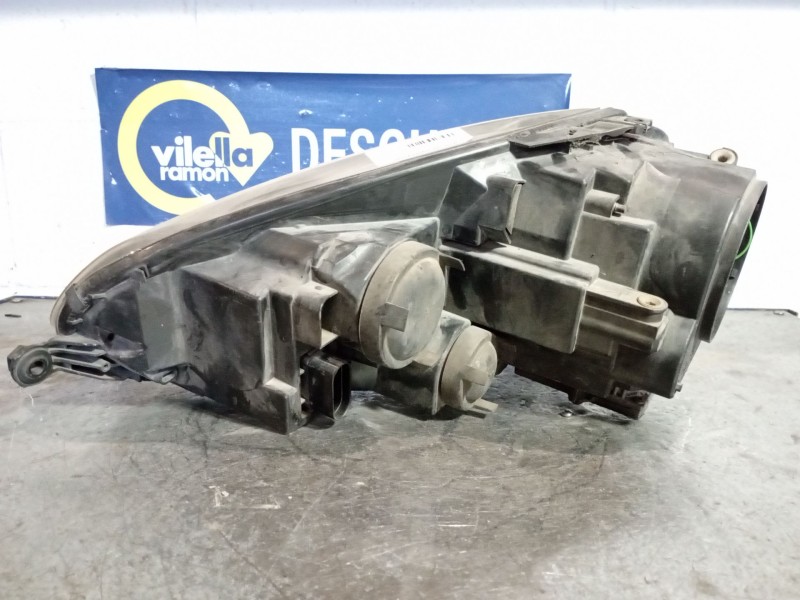 Recambio de faro derecho para volkswagen golf v berlina (1k1) 2.0 tdi referencia OEM IAM   