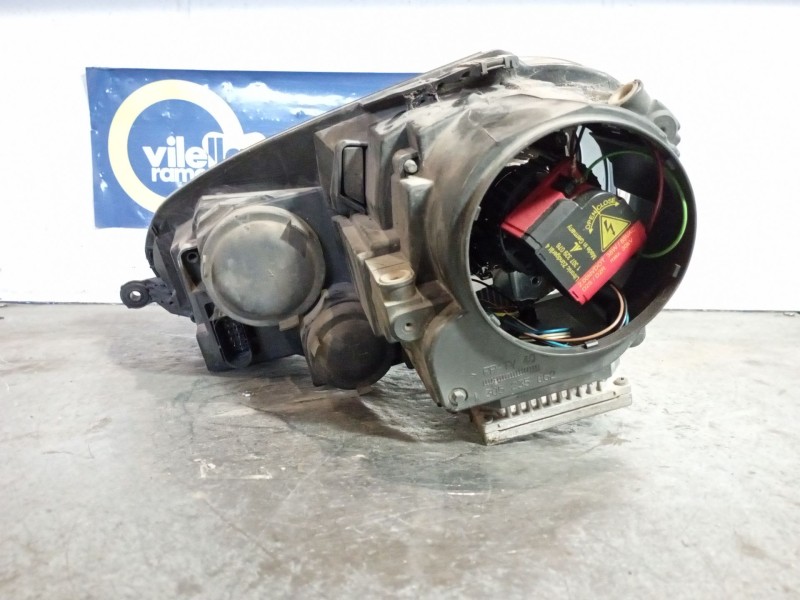 Recambio de faro derecho para volkswagen golf v berlina (1k1) 2.0 tdi referencia OEM IAM   