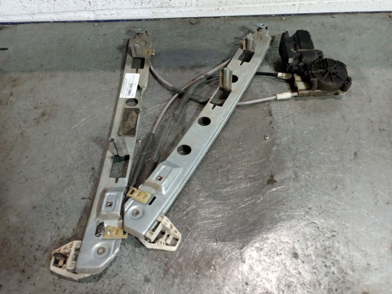 Recambio de elevalunas delantero izquierdo para renault megane ii berlina 5p  | 0.00 - ...  | 0.00 - ... referencia OEM IAM   