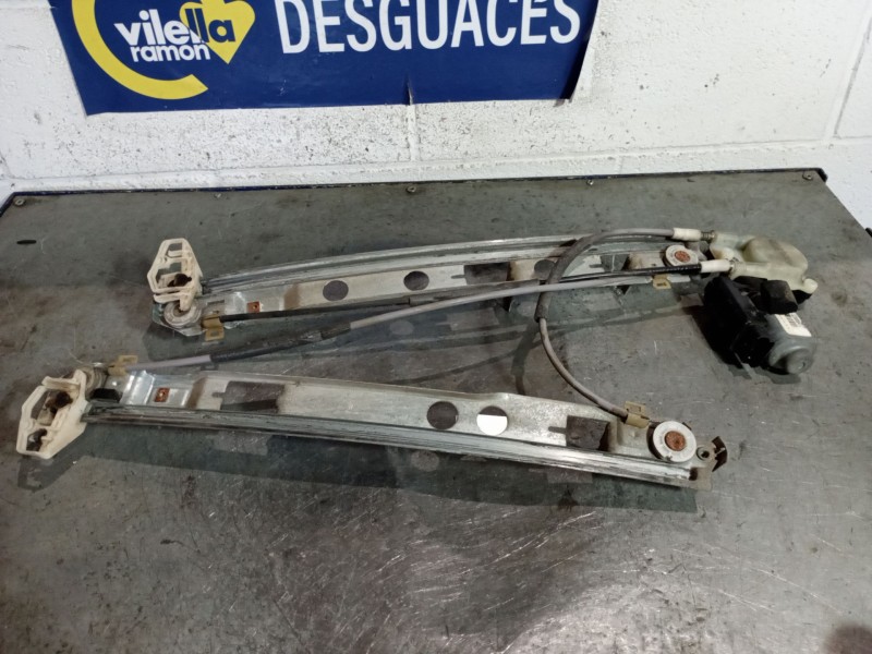 Recambio de elevalunas delantero izquierdo para renault megane ii berlina 5p  | 0.00 - ...  | 0.00 - ... referencia OEM IAM   