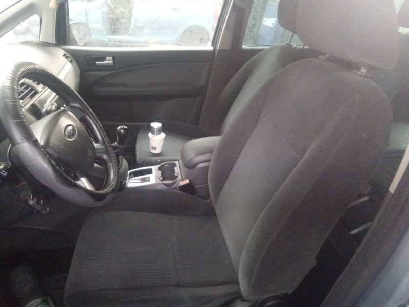 ford focus c-max del año 2004