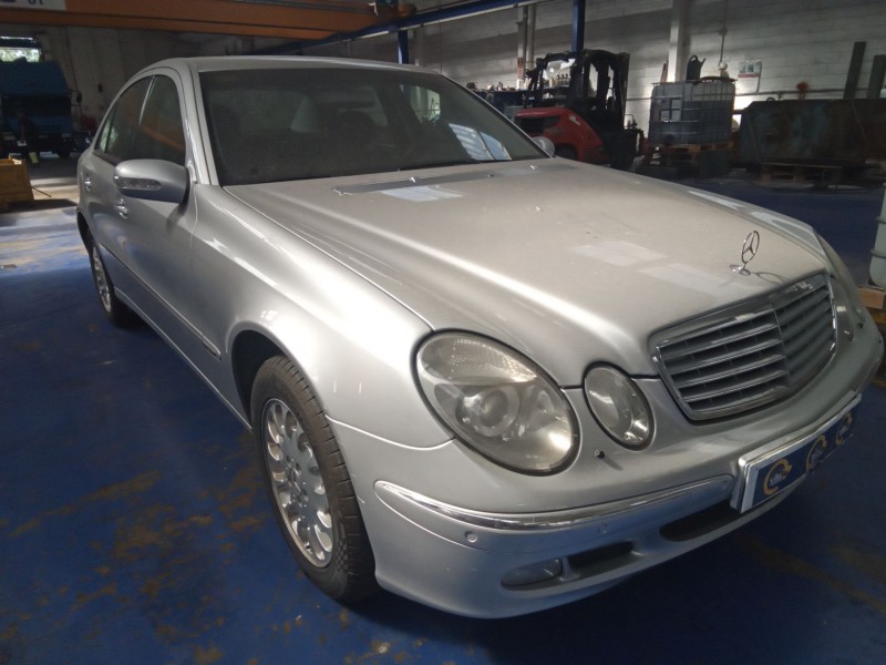 mercedes clase e (w211) berlina del año 2006