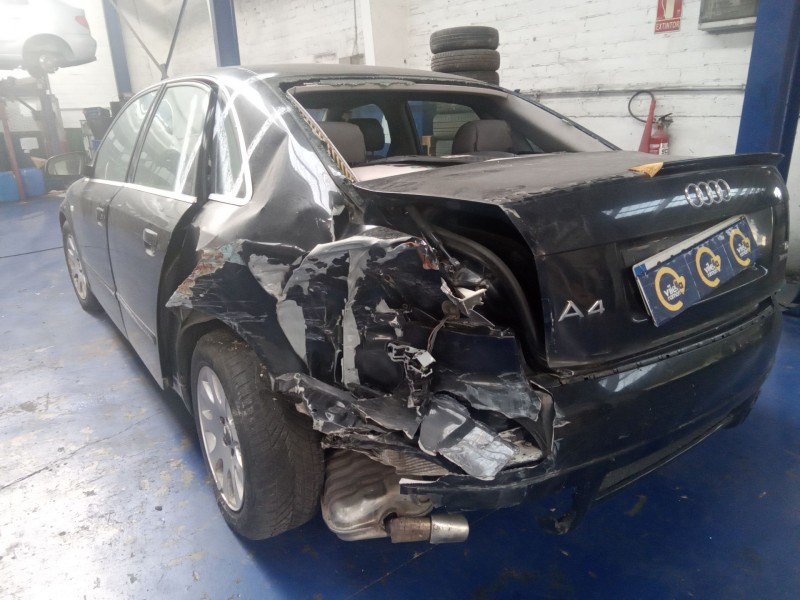 audi a4 berlina (8e) del año 2001