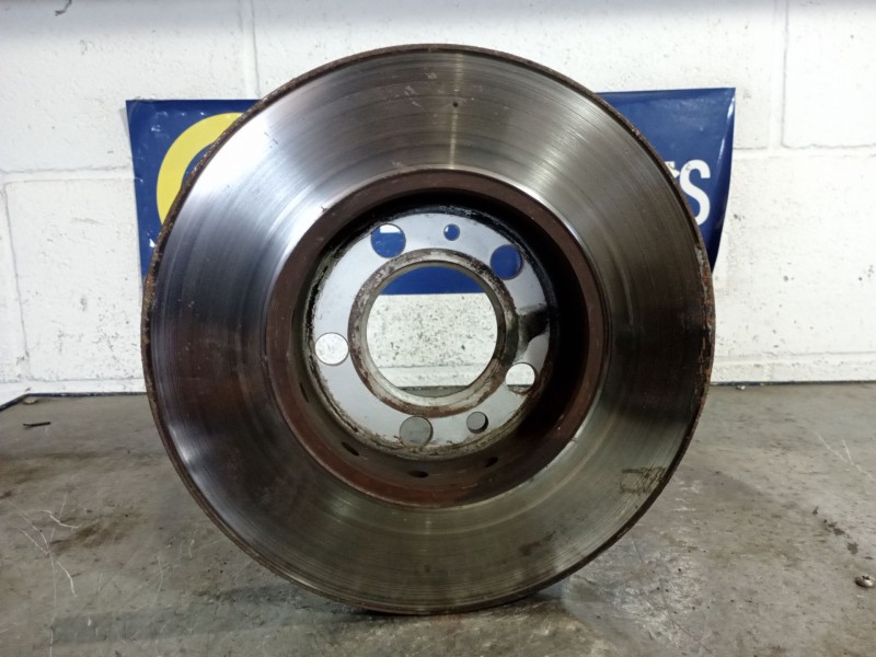 Recambio de disco freno delantero para volkswagen polo (9n1) 1.9 tdi referencia OEM IAM   