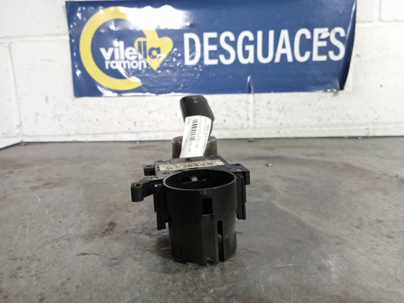 Recambio de mando intermitentes para audi a6 2.5 tdi quattro referencia OEM IAM   